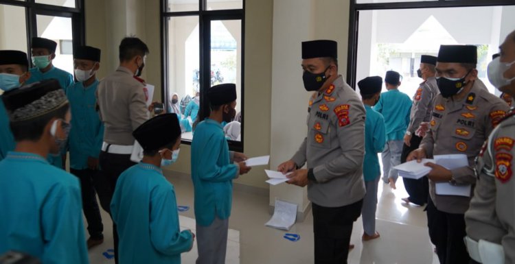 Kapolres Tasik Kota Gelar Doa Bersama dan Santuni Anak Yatim Piatu