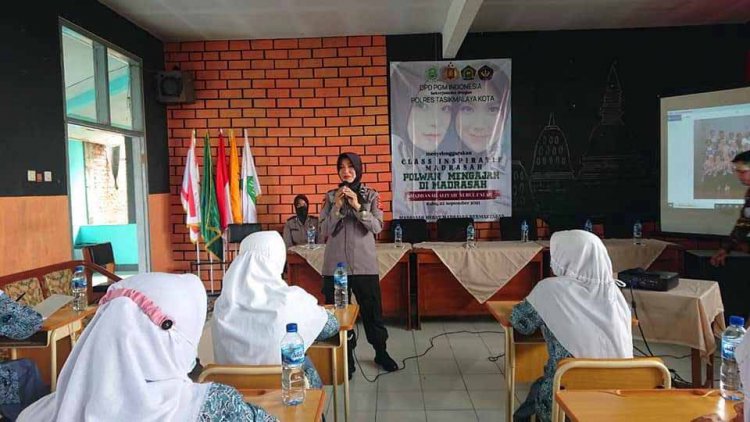 DPD PGM Kota Tasik Gagas Program Class Inspiratif Polwan Mengajar di Madrasah