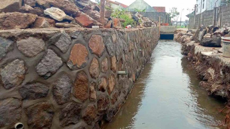Tangani Banjir Elang Subandar, DPUTR Kota Tasik Rehabilitasi Jaringan Irigasi Peucang