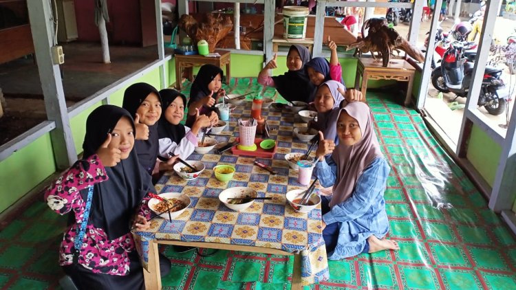 Lesehan Asep Lele