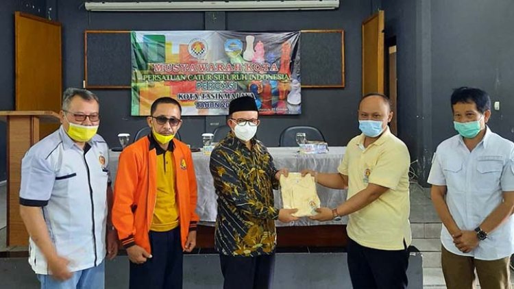 Aslim Sebut Catur Kota Tasik Harus Dibina Sedini Mungkin