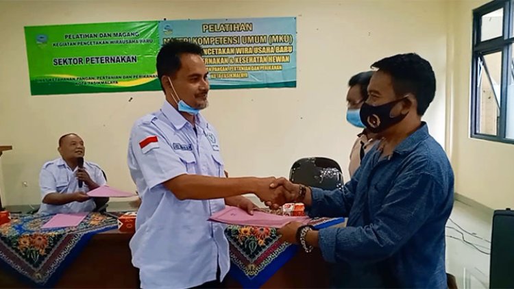 Bagikan Sertifikat, Bidang Peternakan Motivasi Peserta WUB