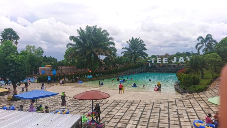 Kunjungan Wisatawan ke Teejay Water Park Meningkat