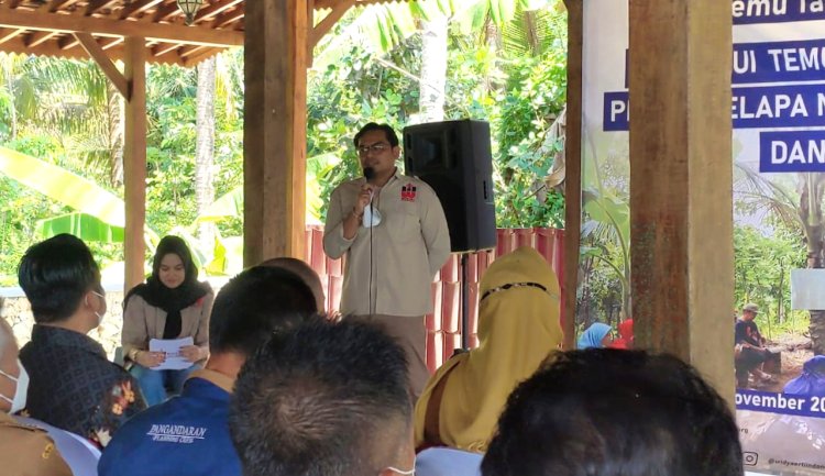 Bupati Jeje Dukung Praktik Berkelanjutan Petani Kelapa Nira di Pangandaran
