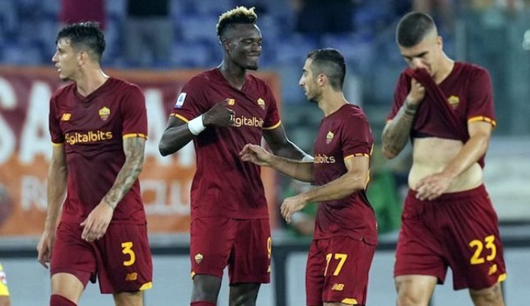 Dilibas Inter Milan, Roma Tertahan di Peringkat Lima