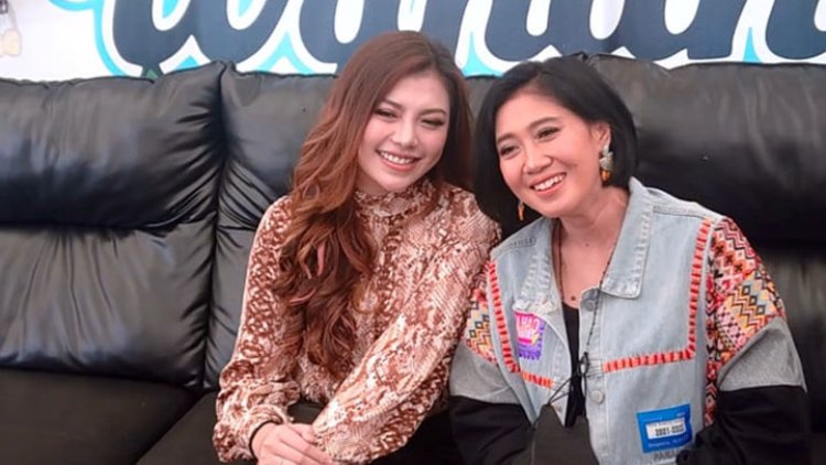 Pedangdut Eris Suzan dan Julia Vio Ramaikan Wahana Alam Parung