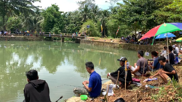 Karang Taruna Cibuniasih Kenalkan Wisata Lewat Lomba Mancing