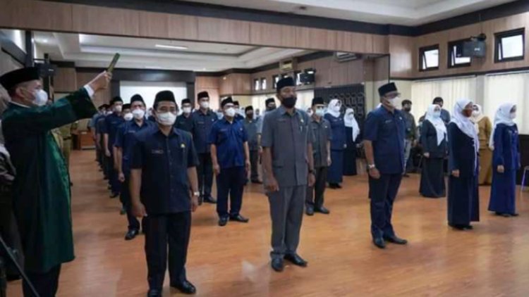 Ambil Sumpah 48 Kepala SD, Yusuf Tekankan Tingkatan Kinerja dan Buat Inovasi 