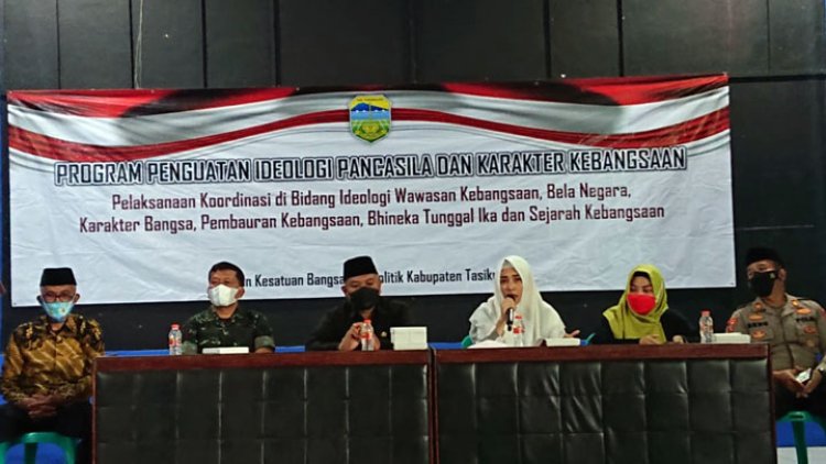 Bakesbangpol Sosialisasi Penguatan Ideologi Pancasila di Cineam