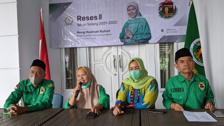 Hj. Neng Madinah: Warga Indonesia Kini Sudah Siap Hidup Normal  