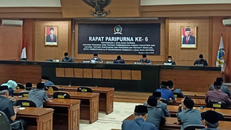 Usulan Raperda Pengendalian Penyakit Menular Disepakati Seluruh Fraksi DPRD Kota Tasik