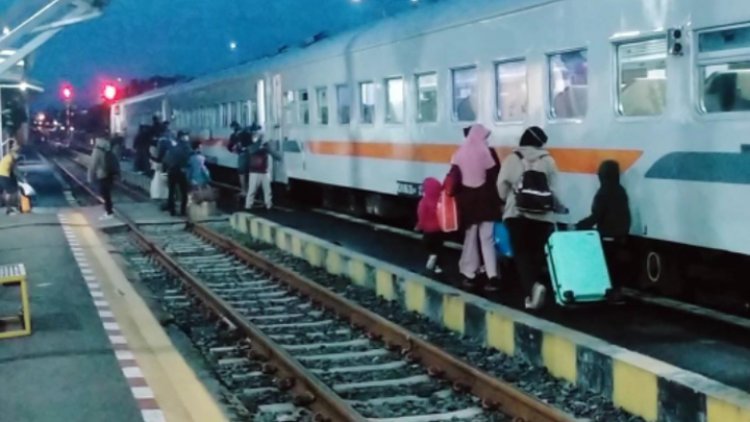 Puncak Arus Mudik di Stasiun Tasikmalaya di Prediksi H - 5 