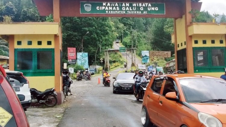 Wisata Alam Galunggung Dipadati Penggunjung Saat Liburan Lebaran