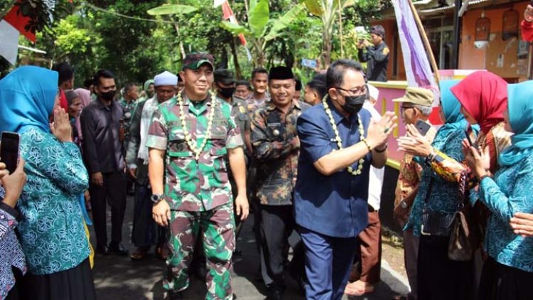 Dandim 0612/Tasikmalaya Dampingi Bupati Buka Program BSMSS Cineam