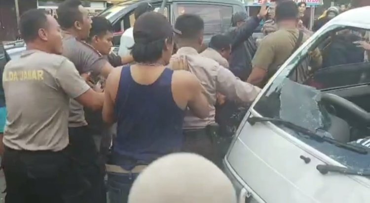 Sopir dan Penumpang Pick Up Diamuk Warga Bantarkalong, ini Kronoliginya