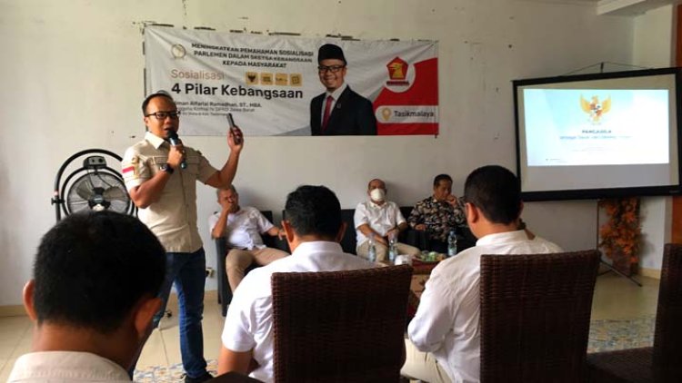 Viman Perkuat Wawasan Kebangsaan Pengurus PAC Gerindra Kota Tasikmalaya