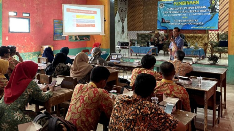 Tim PPM Universitas Ahmad Dahlan Yogyakarta Gelar Pembinaan Literasi Digital