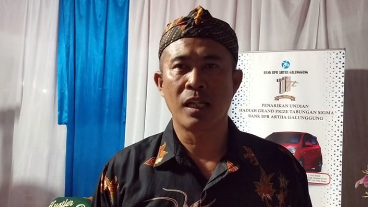 BPR Artha Galunggung Beri Uang Pembinaan Sekaligus Kenalkan Binaan UMKM