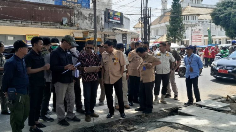 Monev Pedestrian, Wali Kota Yusuf: Ini Jadi Tonggak Sejarah Penataan HZ dan Cihideung