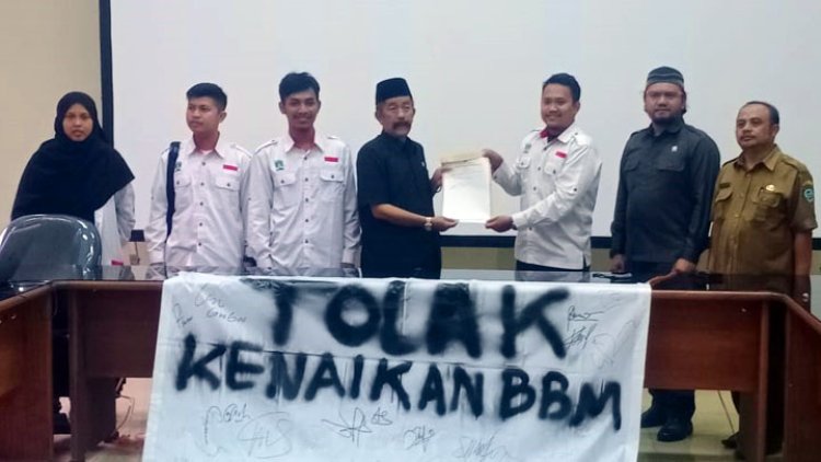 Petisi KAMMI Soal Kenaikan Harga BBM