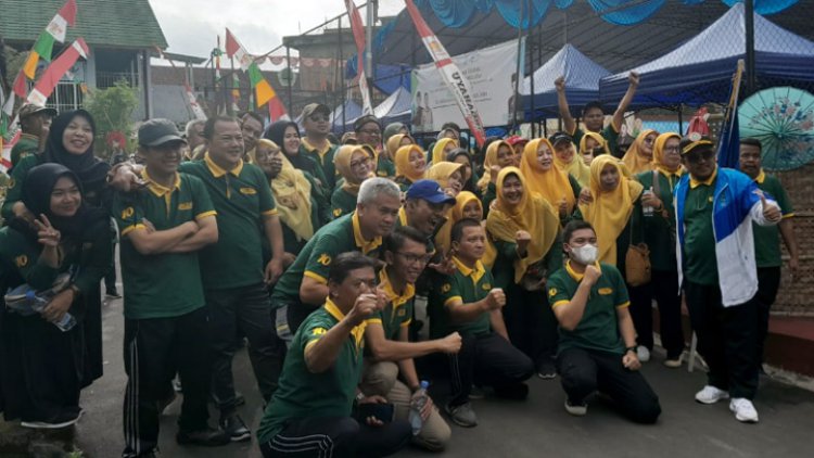 Jalan Santai dan Expo Kewirausahaan Lengkapi Kemeriahan Milad SMAN 10