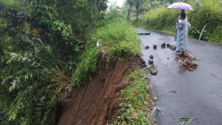 Diguyur Hujan Lebat, Tebing Setinggi 35 Meter di Pangkalan Barat Karikil Longsor