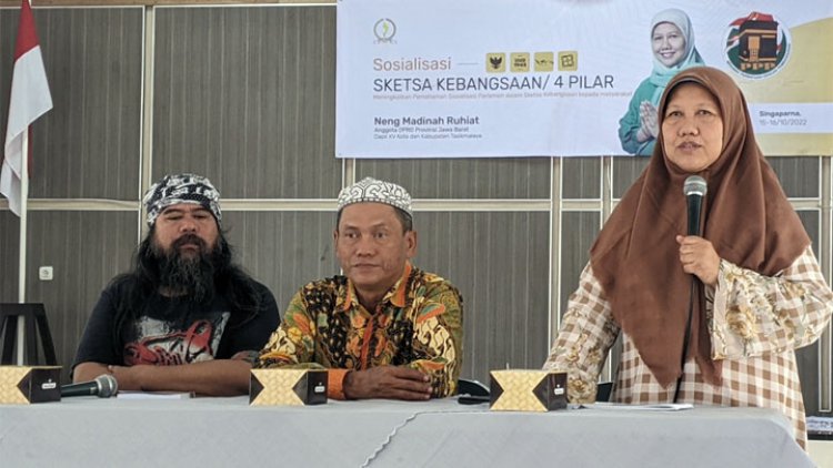 Hj Neng Madinah: Empat Pilar Perkokoh Pesatuan Komunitas Anak Bangsa