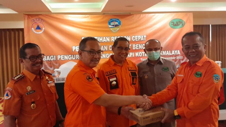 Pengurus dan Anggota RAPI Ikuti Pelatihan Respon Cepat Penanganan Bencana