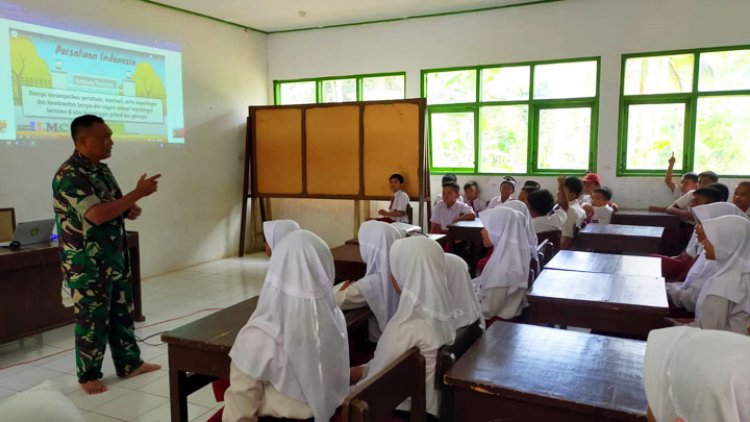Satgas TMMD Ke-115 Kenalkan Makna Pancasila di Aplikasi E Kampung Pancasila Pada Pelajar