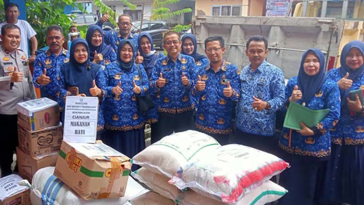 SMPN 1 Kota Tasik Bantu Korban Gempa di Cianjur