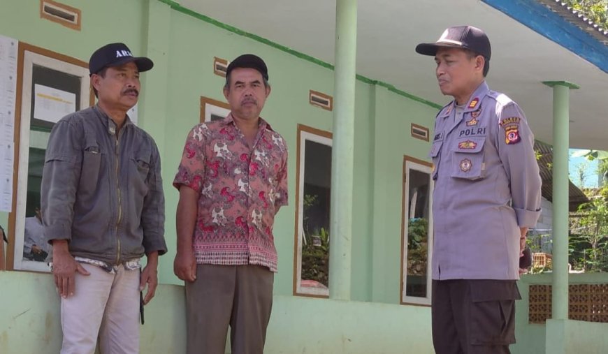 Kapolsek Taraju Laksanakan Giat di Kp. Toblong Desa Kertaraharja Kec. Taraju