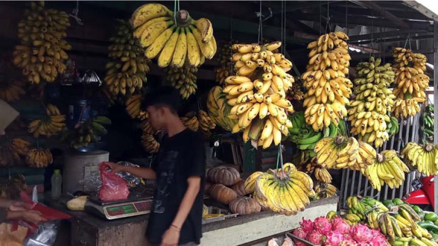 Harga Buah-buahan Melambung, Pembeli Bingung