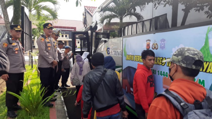 Polres Tasik Berangkatkan Ratusan Pemudik Asal Semarang 