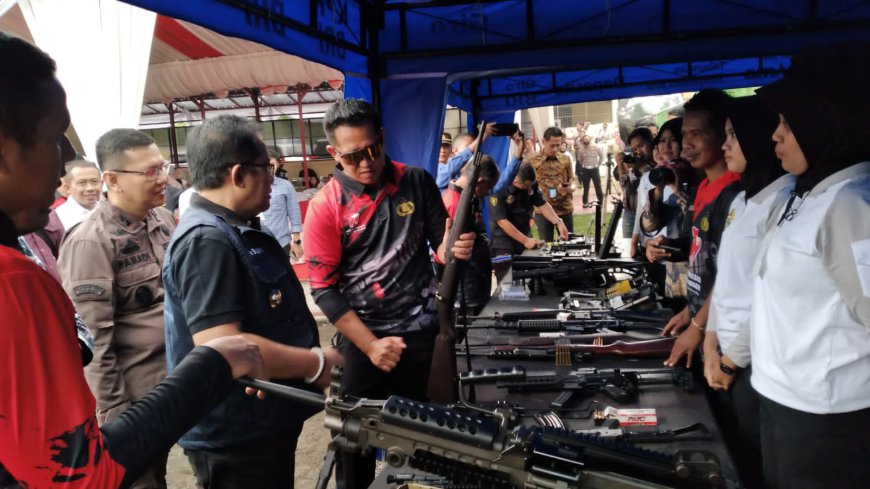 Bupati Ade Resmikan Lapangan Tembak Polres Tasikmalaya