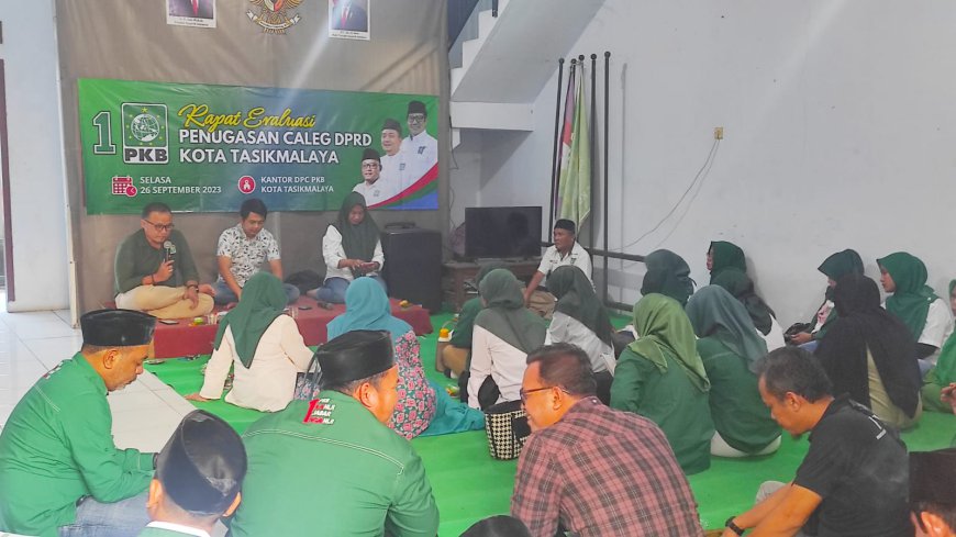 Caleg PKB Kota Tasik Diminta Segera Bentuk Tim Sukses dan APK Bergambar Pasangan Amin