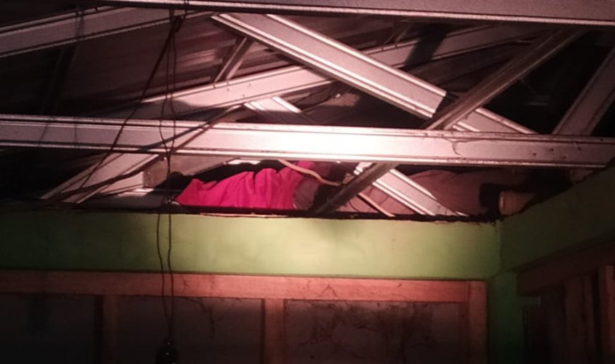 Diduga Tersengat Listrik, Seorang Pria Ditemukan Tewas di Kios Pasar Cikeusal