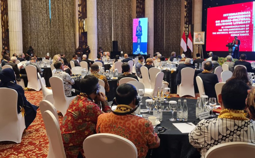 Menkumham Yasonna Laoly Ingatkan Pentingnya Literasi Keagamaan Lintas Budaya