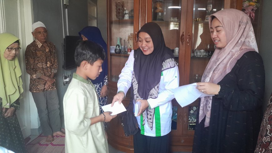 Santuni Jompo dan Anak Yatim, Suslia: Tak Ada Ruang untuk Tidak Bersyukur