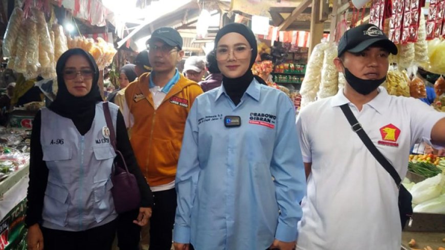 Mulan Jameela Blusukan di Pasar Manonjaya, Diskusi Hingga Hibur Milenial