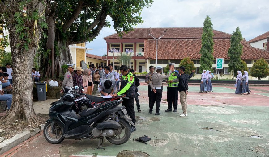 Polisi Rajia Ratusan Motor di SMA Negeri 1 Singaparna, Lima Unit Gunakan Knalpot Brong 