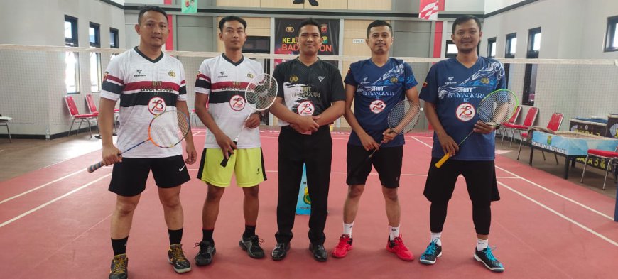 32 Tim Siap Berlaga di Turnamen Badminton Kapolres Tasikmalaya Cup 2024