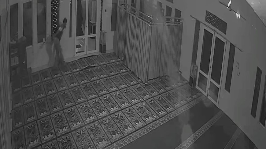 Terekam CCTV, Pelaku Pencurian Kotak Amal Masjid di Sukaharja Ditangkap Warga