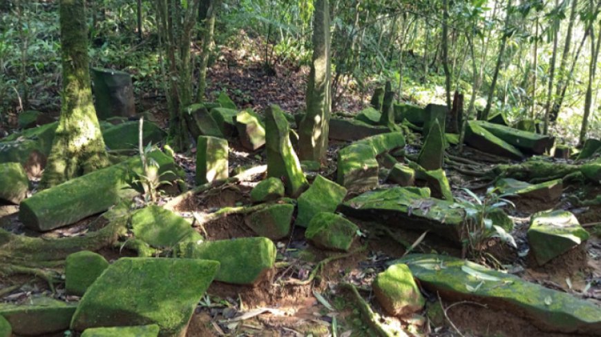 Situs Batu Panjang, Sejarah dan Mitos di Balik Hamparan Batu di Jahim