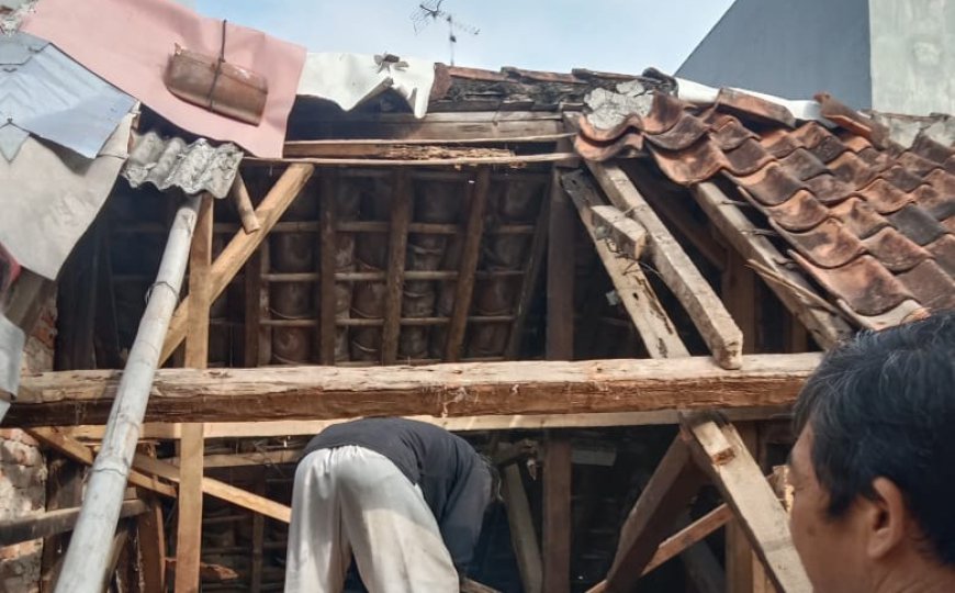 Atap Rumah Lansia Ambruk, Usulan Bantuan RTLH Tak Kunjung Ditindaklanjuti Pemkot Tasik
