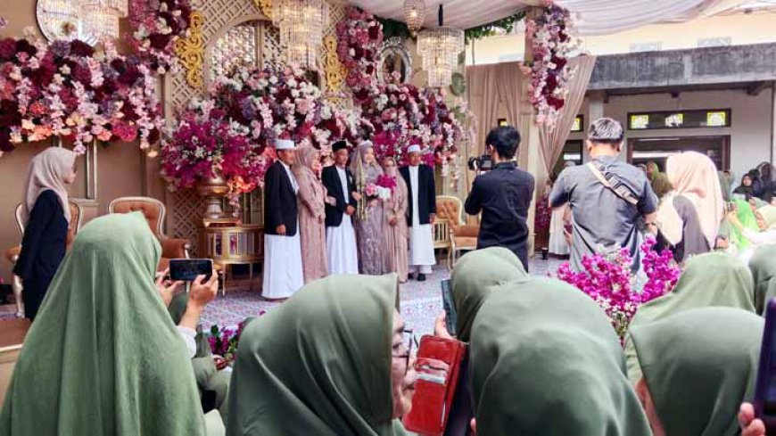 Suara Dzikir Ribuan Jemaah Bergema, Doakan Pernikahan Anak Ke-2 KH. UP Waryono