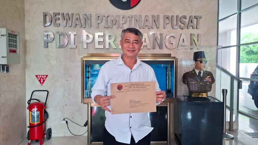 Muslim Kembali Terima Surat Tugas Nyalon di Pilkada Kota Tasik