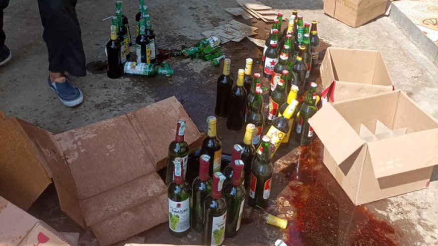 Pasca HUT RI, Ormas Islam Temukan Ribuan Botol Miras di Sebuah Kios Jamu di Singaparna