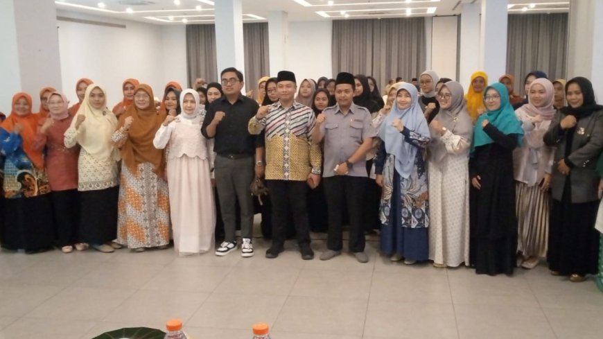 Bawaslu Kota Tasikmalaya Beri Pemahaman Kaum Ibu Cara Buat Laporan