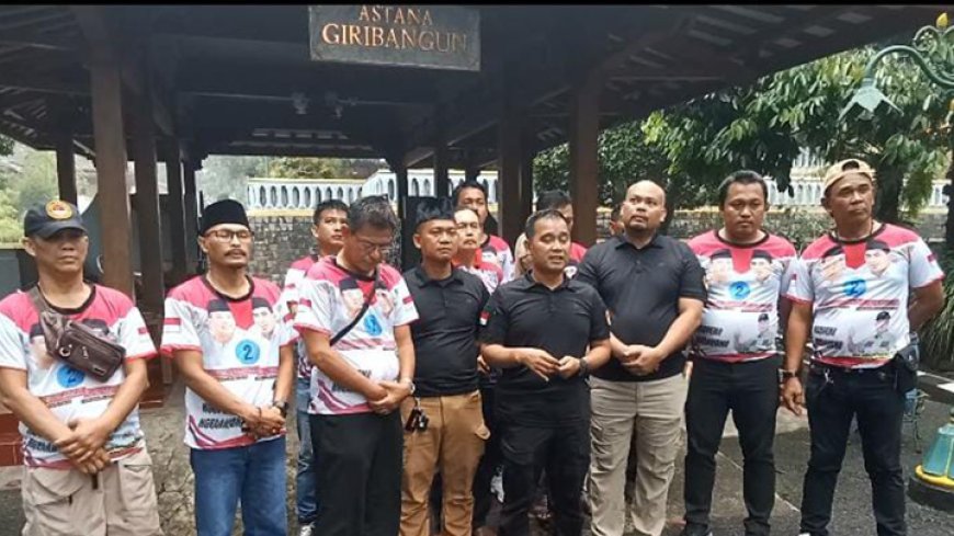 Relawan Anak Bangsa Nasional Doakan Pilgub Damai di Makam Presiden Soeharto