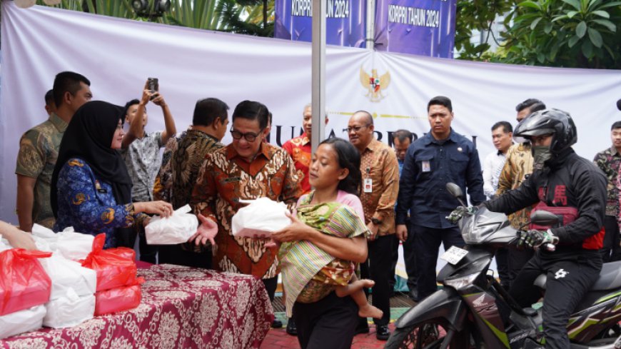 Gerakan Sosial Kementerian Imigrasi, 14.000 Paket Makanan untuk Tingkatkan Kesejahteraan Masyarakat